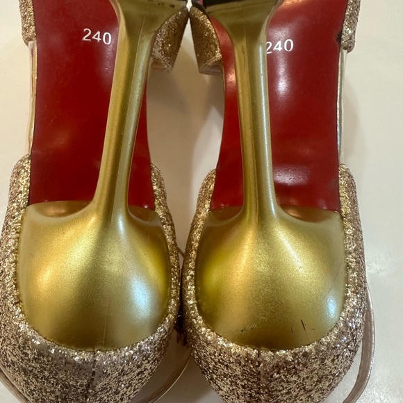 GLITTER - Gold Glitter Women's 3 1/2”L Heels with Ankle Strap Size 7 Worn Once - Picture 7 of 10
